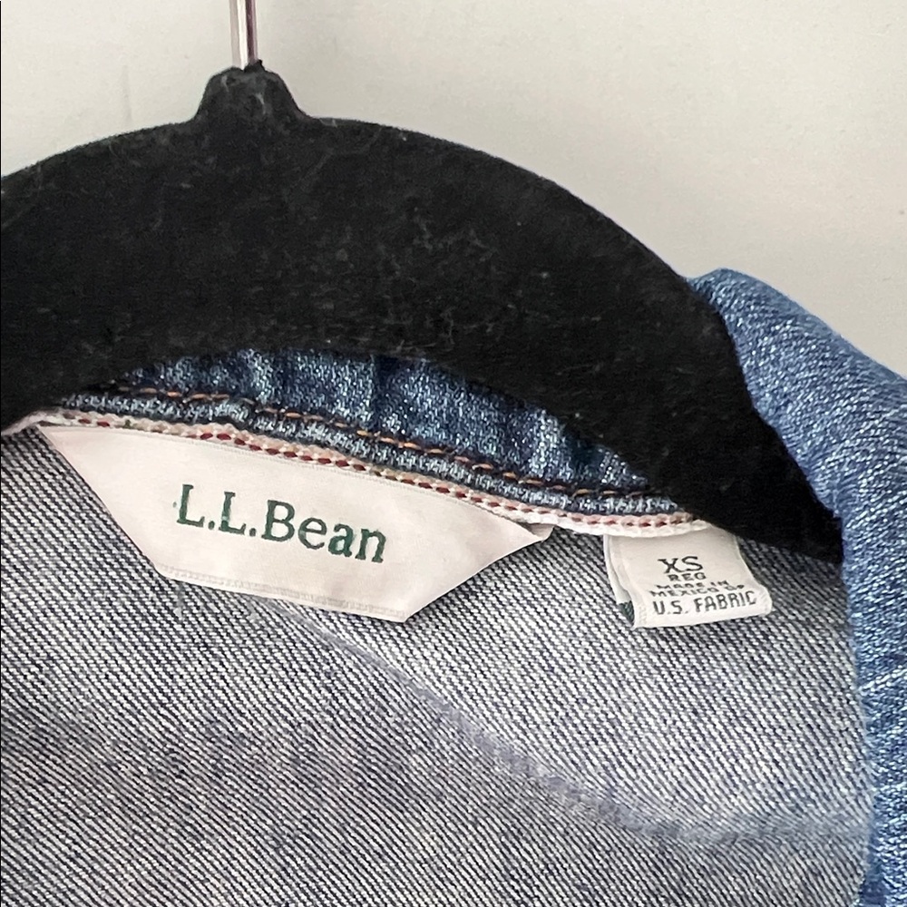 L.L. Bean Blue Denim Jean Jacket Women's XS EUC Stretch Western Cowgirl Boho - Picture 3 of 11